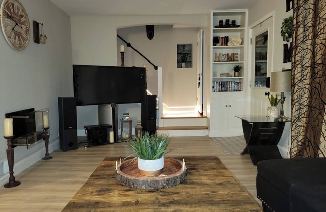 Charming 3-bedroom house in amazing Chicago