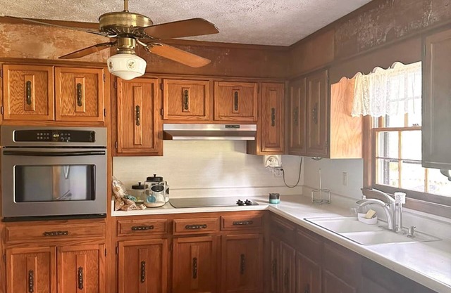 Charming 3-Bedroom Home with Serene Nature Views