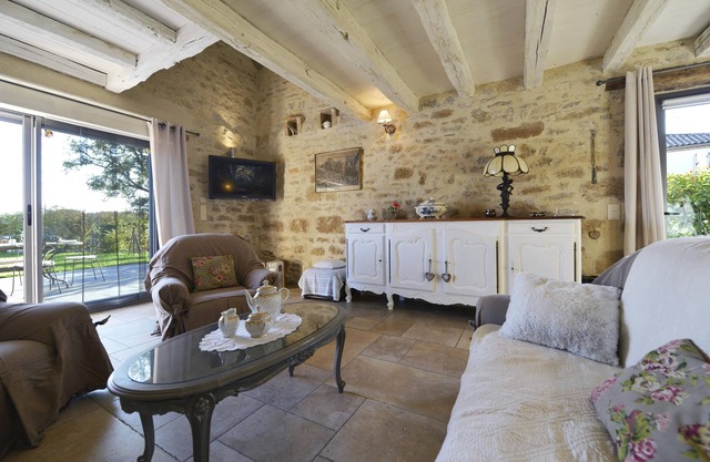 Encantadora casa de campo de 4 * con piscina privada para 8 personas, cerca de Rocamadour
