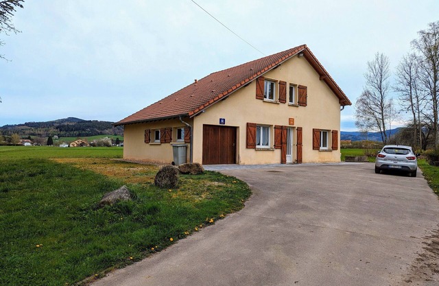 Casa rural accesible con vistas, chimenea y jardín privado, entre Gérardmer y Saint-Dié-des-Vosges