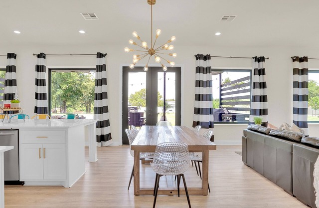 Charming Boho Barndo @ Soldier Creek off Texoma