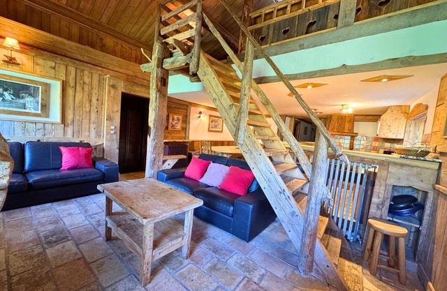 Chalet encantador para 14 pers. a pie de pistas con aparcamiento, sauna y wifi