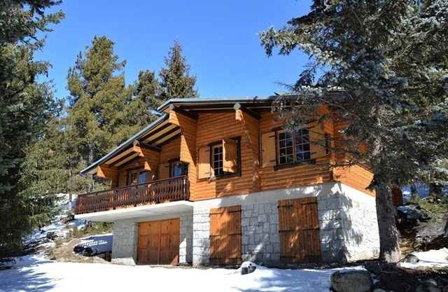 Acogedor Chalet para 6/7 personas con Chimenea, Jardín, Garaje y WIFI en Bolquère