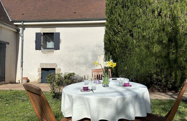 Casa rural con terraza y jardín cerca de Moulins - WiFi, barbacoa, actividades al aire libre