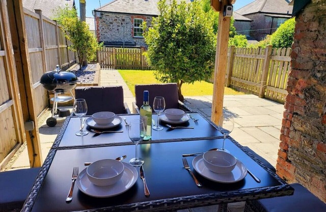 8 Duke Street - Launceston Cornwall