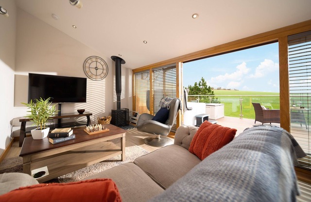 Charming countryside cottage for couples with private hot tub and communal games room.