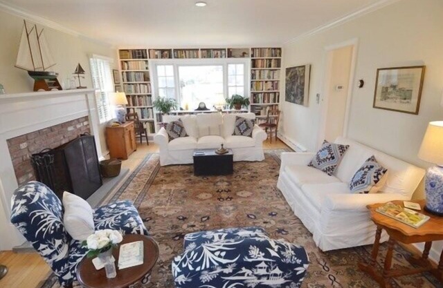 Encantadora cabaña East Hampton en gran propiedad; pasos al pueblo