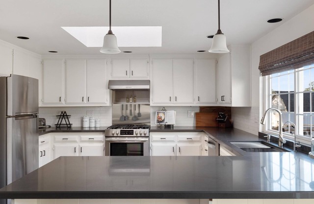 Charming Estate near BEACHES, ZOO, LEGOLAND, WEDDING VENUES, WINERIES…