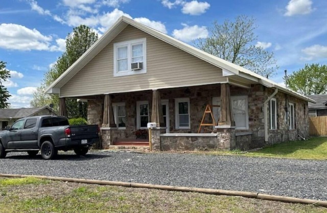 Charming Summer Peak Getaway