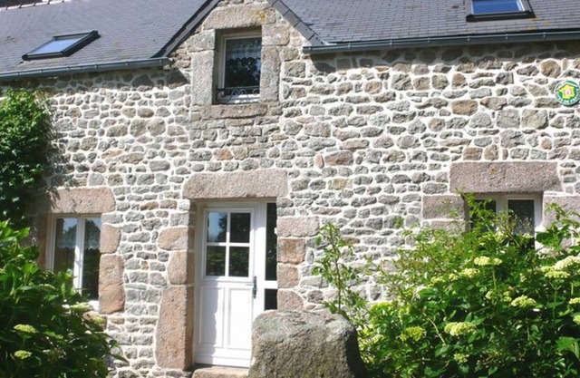 Casa acogedora entre tierra y mar con jardín privado y chimenea
