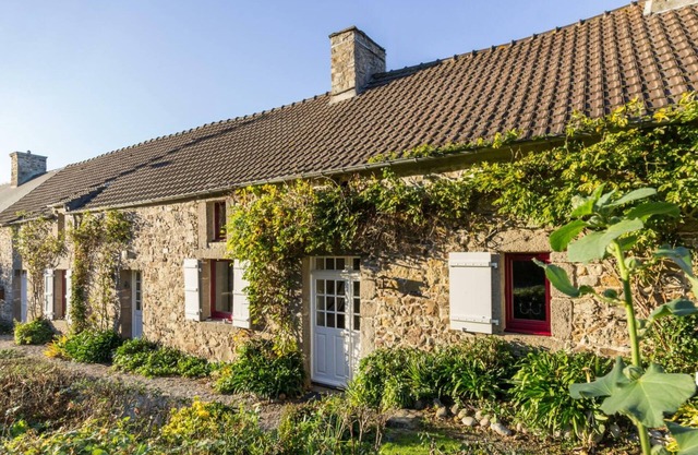 Casa independiente cerca de la playa con jardín, equipamiento para bebés y wifi incluido