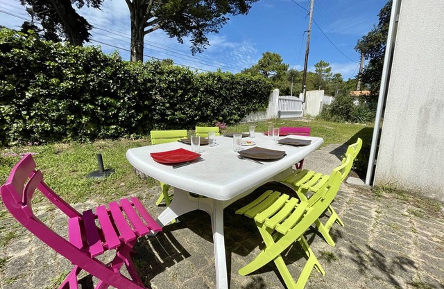 Casa moderna cerca de la playa con jardín y WiFi – 4 plazas, Saint-Georges-d'Oléron