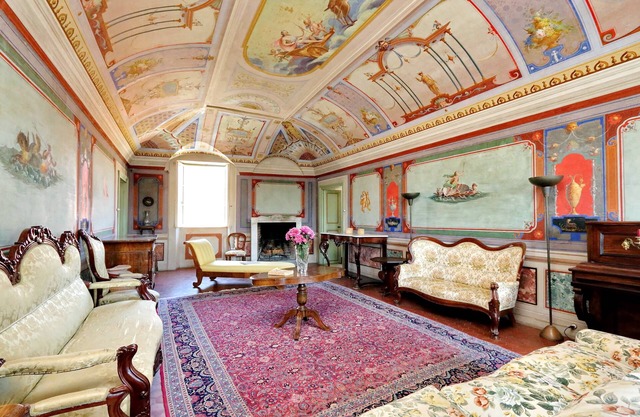 Encantador apartamento con frescos en el centro histórico de Cerveteri