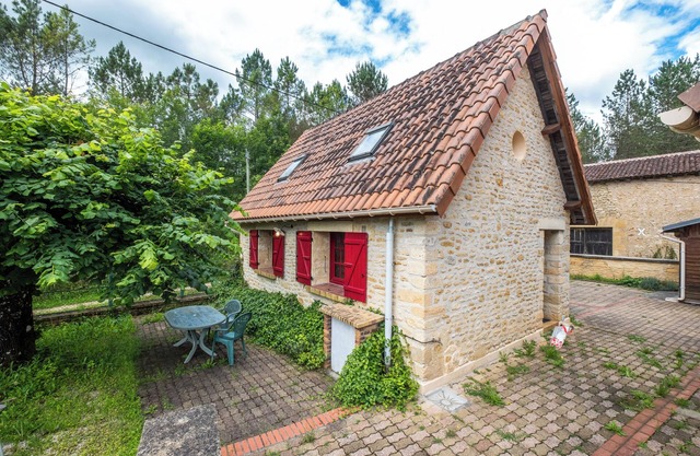 Encantadora casa de vacaciones en el corazón del Périgord Noir, cerca de Montignac