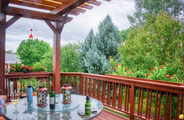 Charming Home w/ Yard ~ 12 Mi to Fort Collins