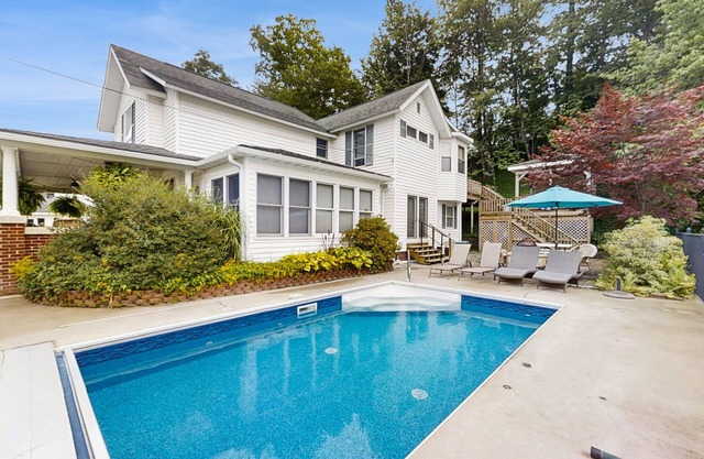 Charming Lakeview home w/ heated pool, seasonal hot tub, & great location!