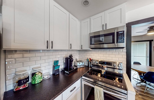 Charming, modern home in the heart of Nashville with inviting deck & W/D