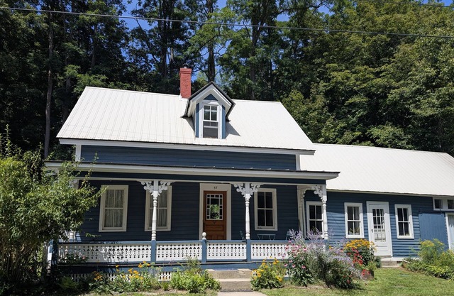 Charming Riverfront Vermont Farmhouse