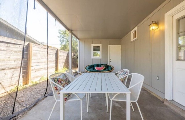 Charming S. ATX Oasis w/ Yard, Fire Pit, Parking