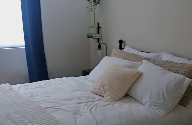 Charming San Tan Retreat Close to Trails & Shops