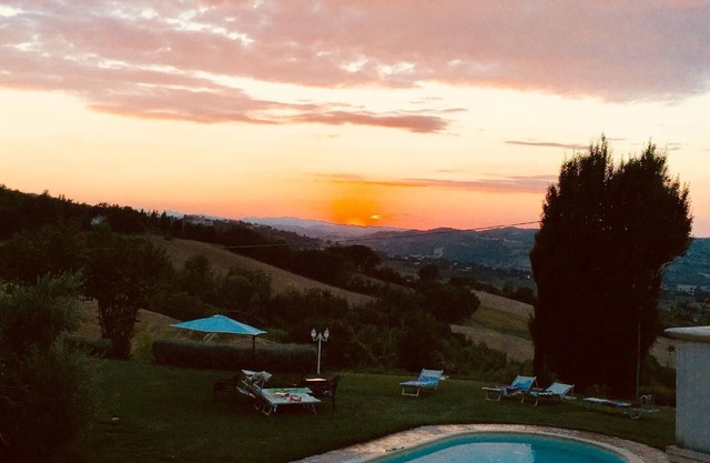 Casa de vacaciones Montelabbate para 1 - 14 personas con 5 dormitorios - Casa pareada