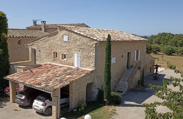 Charming, spacious gîte in the heart of nature, ideal for family vacations.