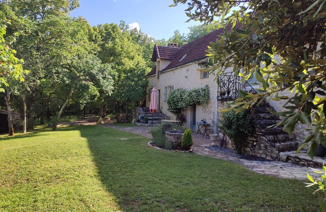 Tradicionales 150 años de antigüedad casa de piedra con piscina (la respuesta de Francia a la Toscana)