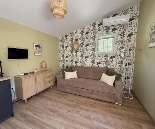 Charming studio with private terrace