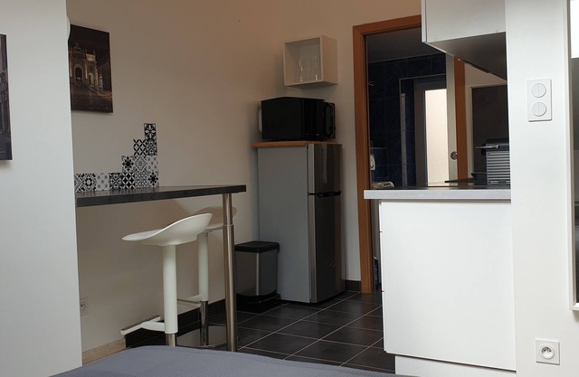 encantador estudio en el tranquilo centro de la ciudad