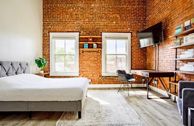 Charming Studio Near Yale Downtown New Haven