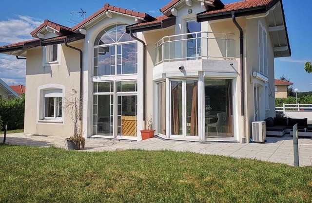 Encantadora villa cerca del lago de Ginebra