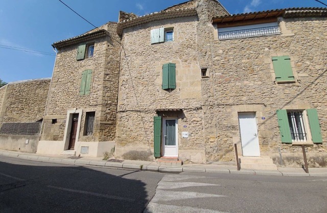 Encantadora casa de pueblo en Pelissanne