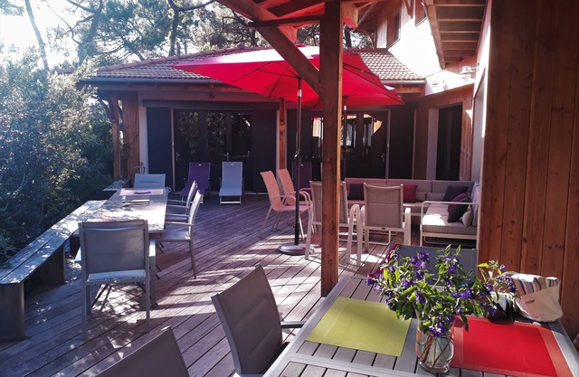 Villa de madera, encanto, luz y tranquilidad. SPA, centro de Moulleau y playa a pie.