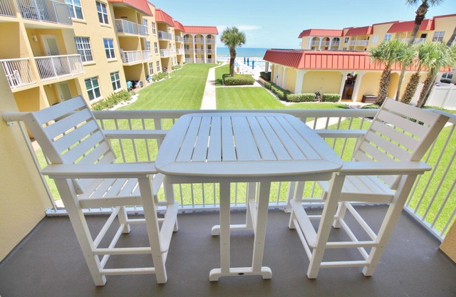 Juguetón, condominio playero con excelente vista al mar!