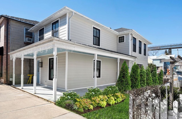 Chesapeake City Charm at the Boho House!