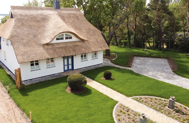 Chic, modern and traditional.