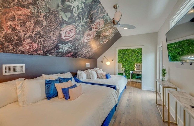 Germantown Retreat with Rooftop Patio