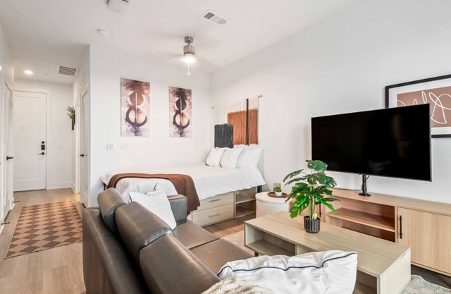 Chic Suite - Boho Style - Shared Pool & Gym