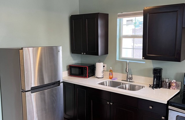 Chilled Pad 2 blocks from French Quarters