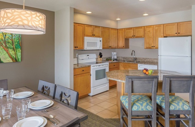 Christmas in Leavenworth 2 bedroom resort condo