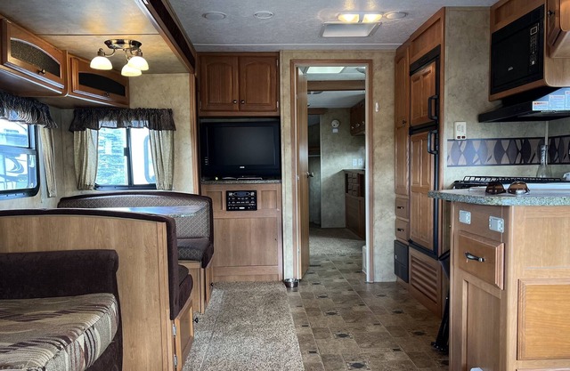 Church Street Cougar Den