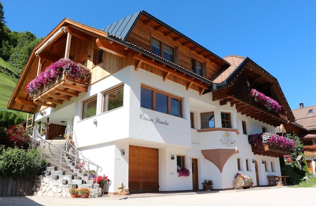 Ciasa Linda, Apartamento 3 con una hermosa vista de los Dolomitas