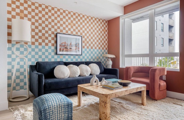 Clean University Heights 1BR w/ Courtyard, nr Restaurants, by Blueground