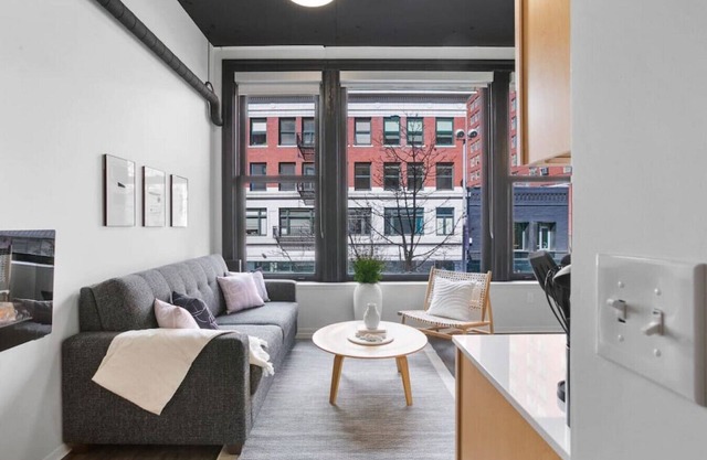 Clean Upscale Hideout | Close to Everything + WiFi