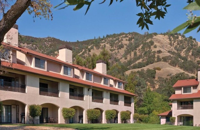 Clear Lake Resort 2bdr Penthouse