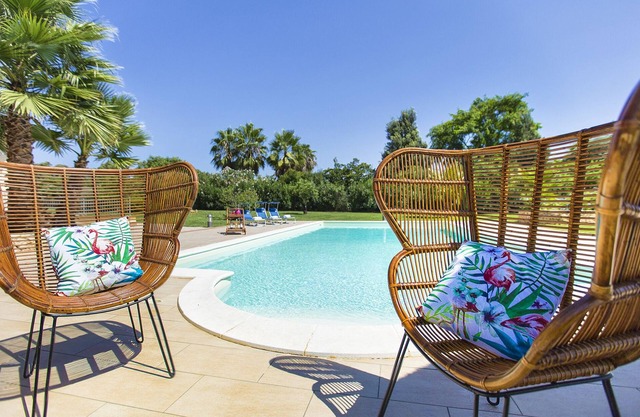 ClickSardegna Alghero Villa Morena con piscina privada y amplio jardín