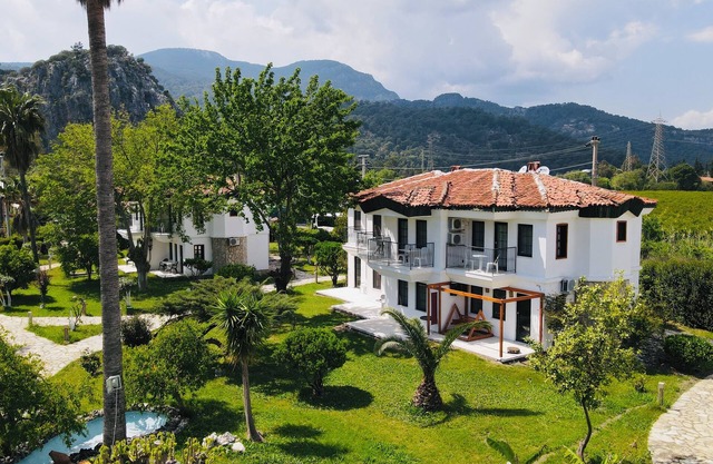 Club Mel Holiday Resort