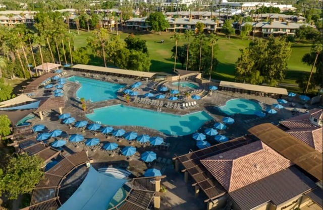 Coachella FEST 2 bedroom Marriott Desert Springs Villas Shuttle to festival