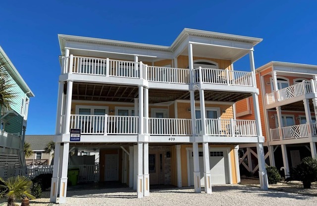 Coast of Somewhere Beautiful - Sunset Properties