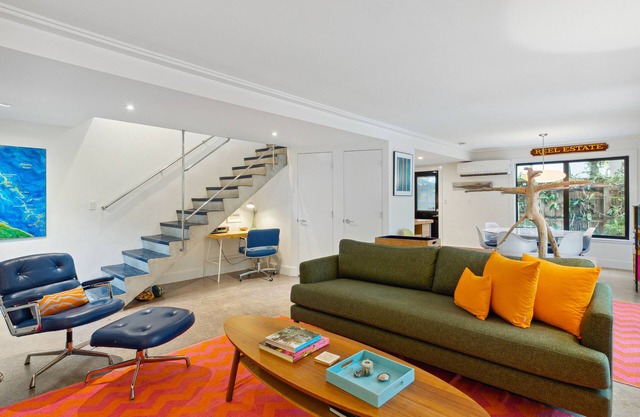 Casa tropical recientemente renovada en el centro de Coconut Grove